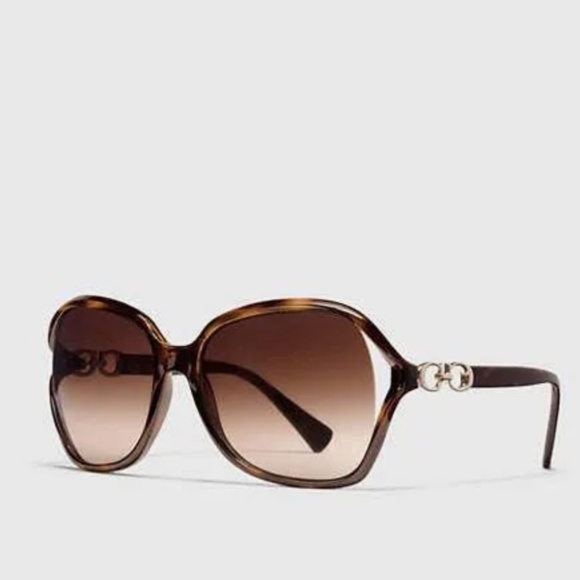 Coach Kissing C Sunglasses - Picture 1 of 5